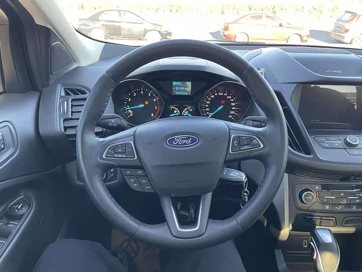 Ford Escape (Kuga) 2019 2019款 EcoBoost 180 两驱铂翼型 国V