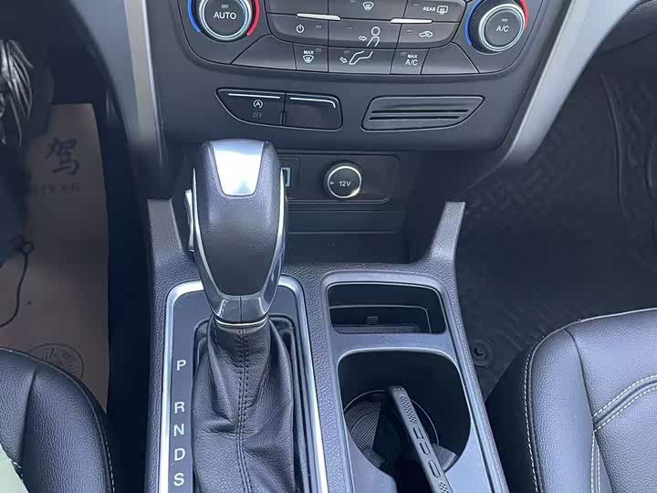 Ford Escape (Kuga) 2019 2019款 EcoBoost 180 两驱铂翼型 国V