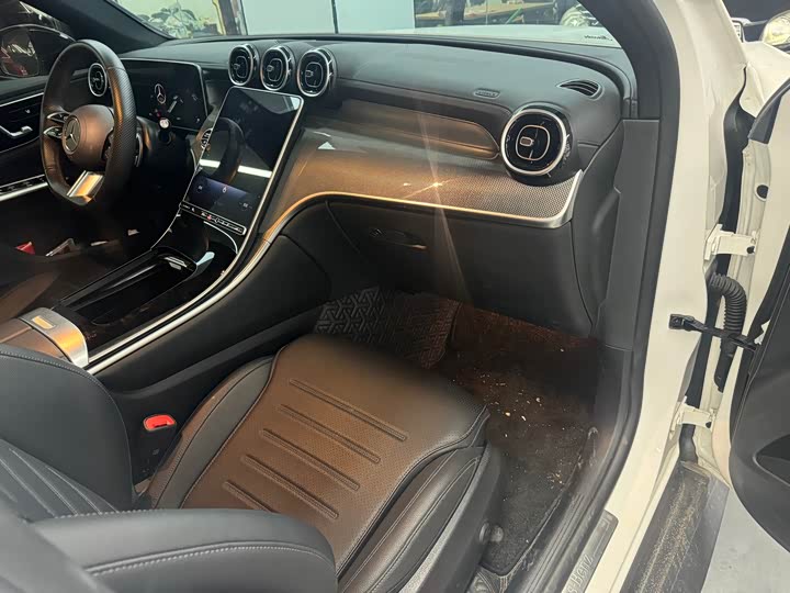 Mercedes-Benz GLC-Class Coupe 2024 2024款 GLC 260 4MATIC 轿跑SUV