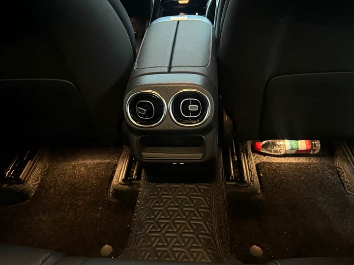 Mercedes-Benz GLC-Class Coupe 2024 2024款 GLC 260 4MATIC 轿跑SUV