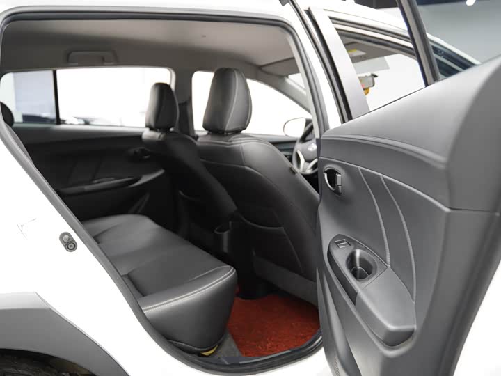 Toyota Yaris L Hatchback 2022 2022款 1.5L CVT领先PLUS版