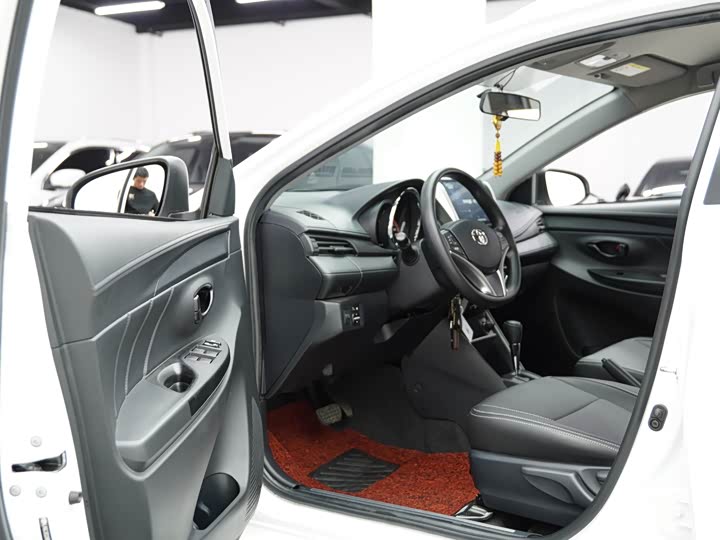 Toyota Yaris L Hatchback 2022 2022款 1.5L CVT领先PLUS版