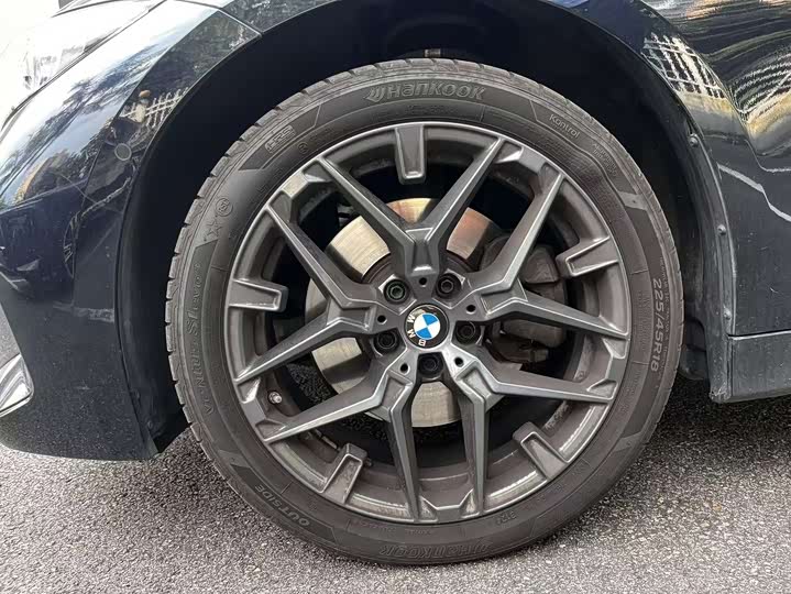 BMW 3 Series 2025 2025款 330Li M运动曜夜套装