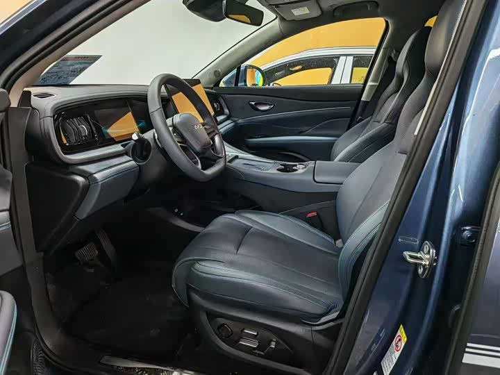 BYD Sea Lion 07 DM-i Hybrid 2025 2025款 150 领航+版