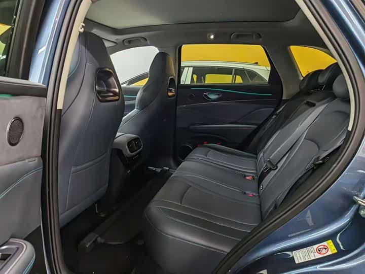 BYD Sea Lion 07 DM-i Hybrid 2025 2025款 150 领航+版