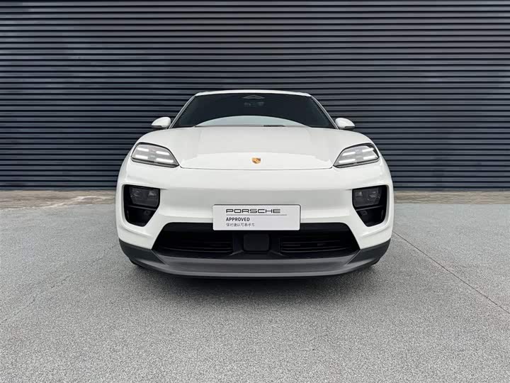 2024 Porsche Macan EV