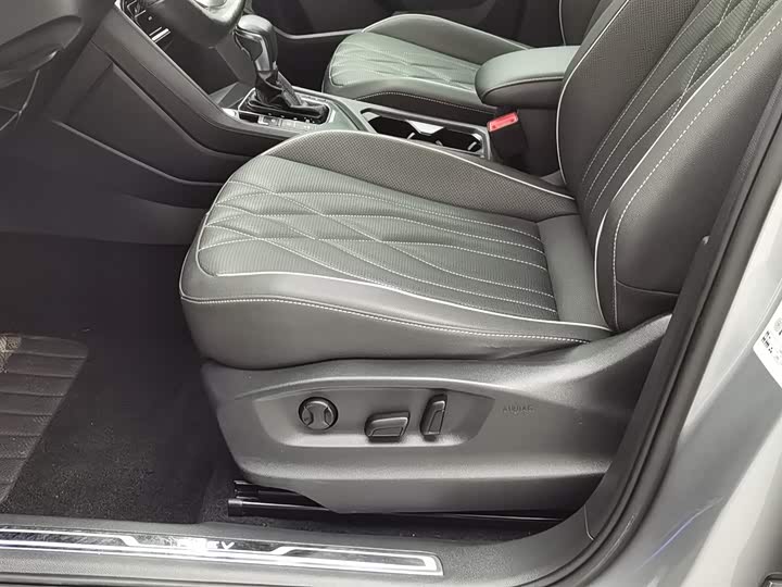 Volkswagen Tiguan L Hybrid 2022 2022款 430PHEV 插电混动尊贵版