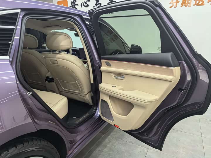 Aito M5 2025 2025款 增程 Ultra 四驱版