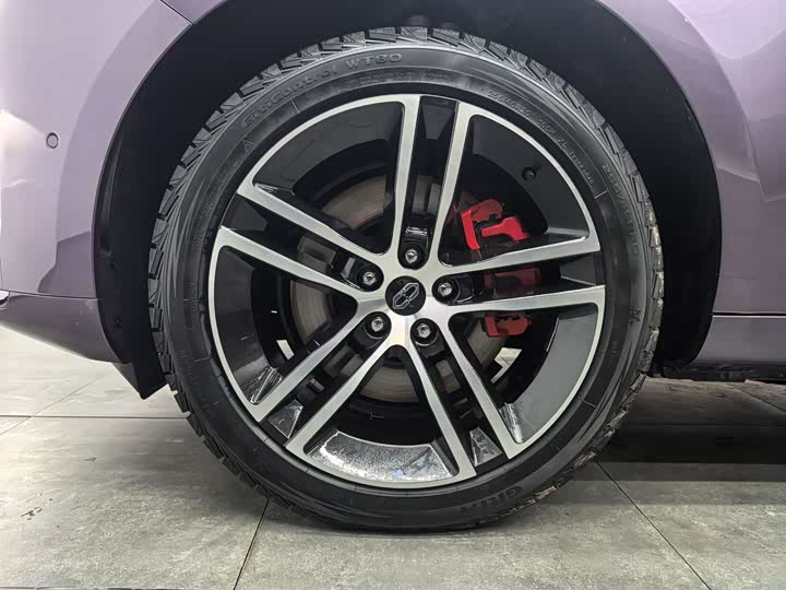 Aito M5 2025 2025款 增程 Ultra 四驱版