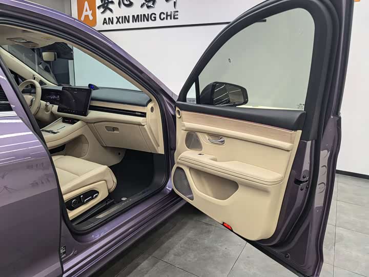 Aito M5 2025 2025款 增程 Ultra 四驱版