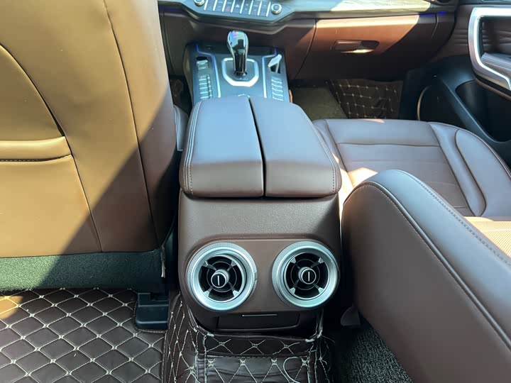 Wey VV7 2020 2020款 2.0T 旗舰型