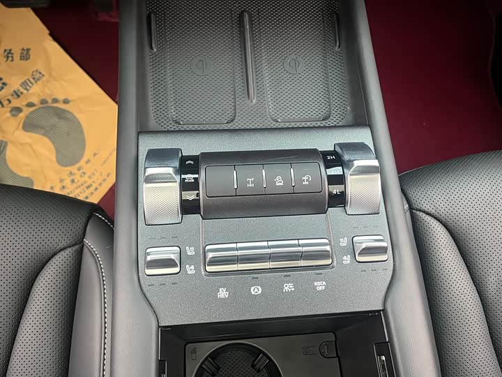 Tank 300 Hybrid 2025 2025款 Hi4-T 37.1kWh