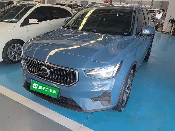 Volvo XC40 2023 2023款 B4 四驱智远豪华版