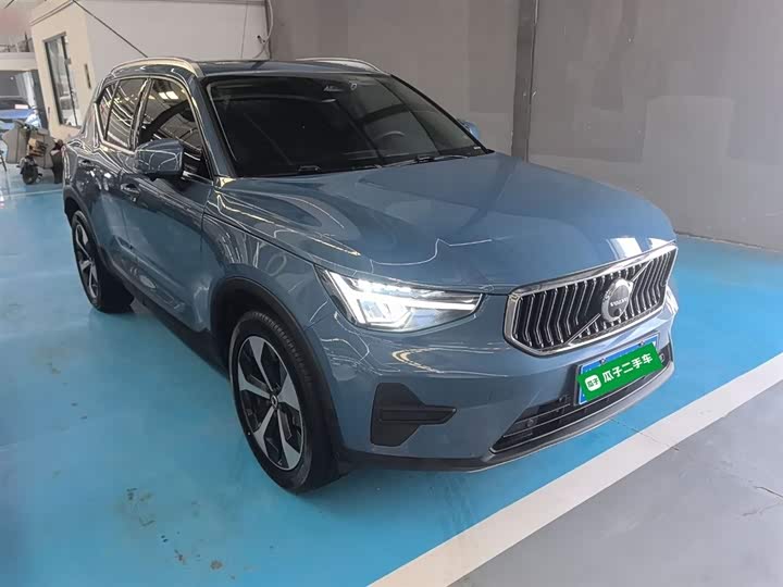 Volvo XC40 2023 2023款 B4 四驱智远豪华版