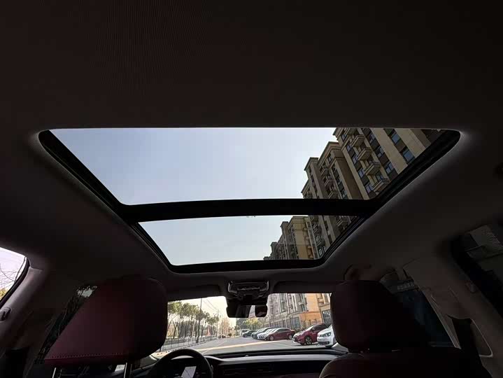 Hongqi H5 2025 2025款 2.0T 自动旗畅版