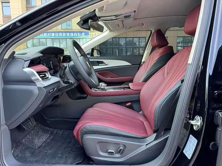 Hongqi H5 2025 2025款 2.0T 自动旗畅版