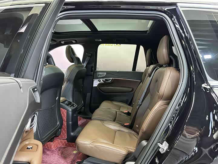 Volvo XC90 Hybrid 2022 2022款 E驱混动 T8 智尊豪华版 7座