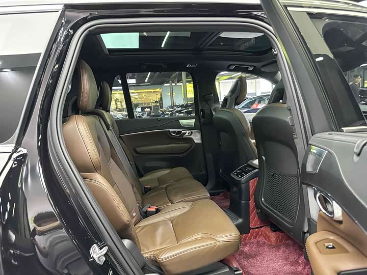 Volvo XC90 Hybrid 2022 2022款 E驱混动 T8 智尊豪华版 7座