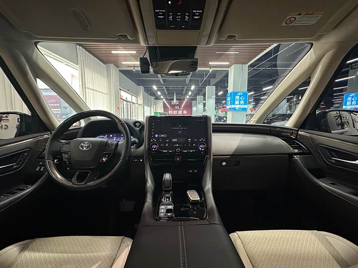 Toyota Alphard 2024 2024款 双擎 2.5L 臻享版