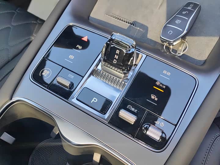 BYD Sea Lion 07 EV 2025 2025款 610智驾版