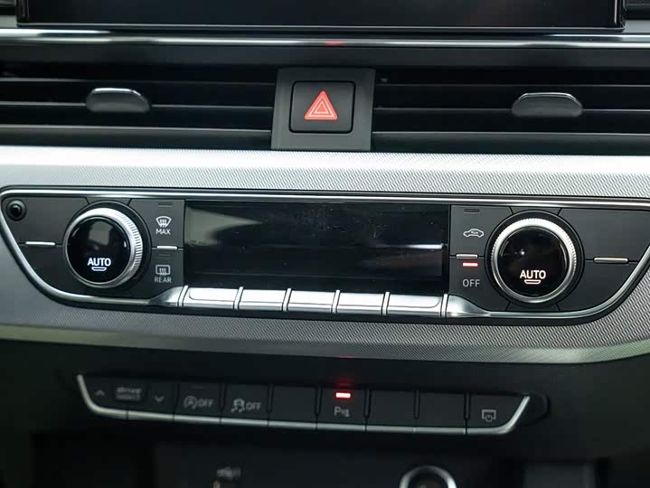 Audi A4 2023 2023款 Avant 40 TFSI 时尚动感型