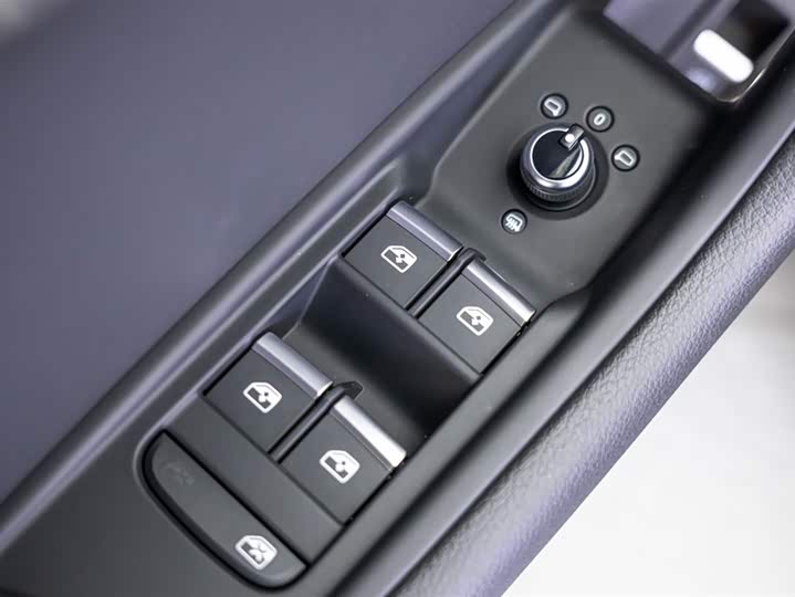 Audi A4 2023 2023款 Avant 40 TFSI 时尚动感型