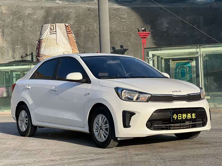 Kia Pegas 2020 2020款 改款 1.4L 自动舒适天窗版