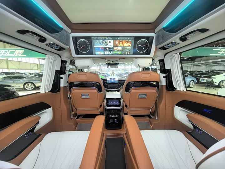 Mercedes-Benz V-Class 2022 2022款 V 260 L 长轴距豪华版