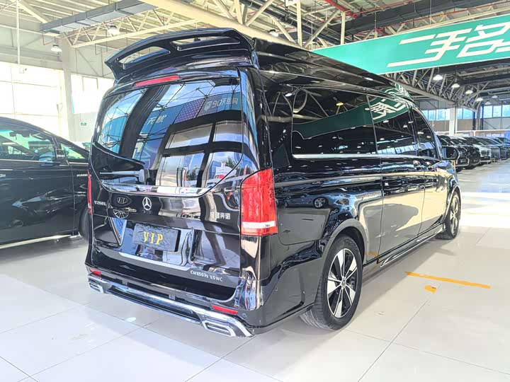 Mercedes-Benz V-Class 2022 2022款 V 260 L 长轴距豪华版