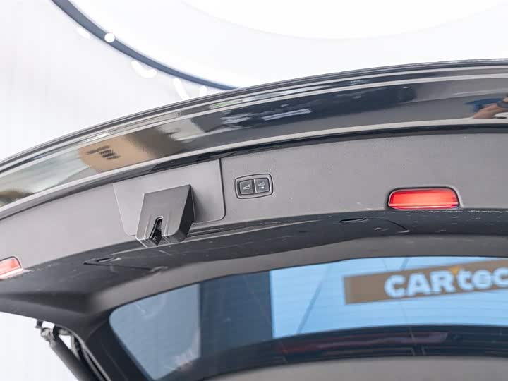 Porsche Cayenne Hybrid 2023 2023款 Cayenne E-Hybrid 2.0T