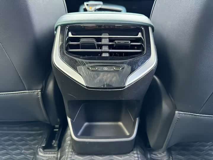 MG Motor 7 2025 2025款 2.0T Trophy+ 超级智驾版