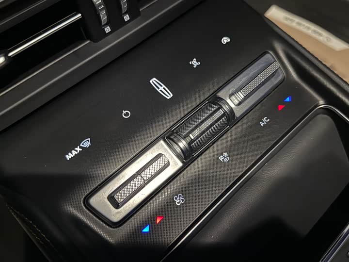 Lincoln Z (Zephyr) 2024 2024款 2.0T 尊尚版