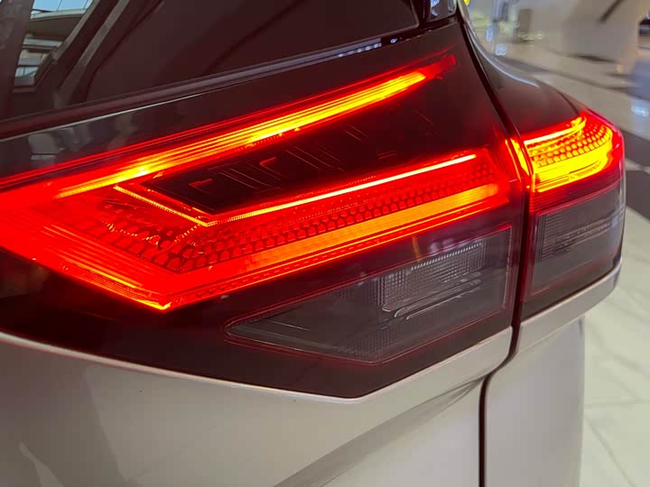 Nissan X-Trail 2023 2023款 e-POWER 超混双电机四驱豪华版