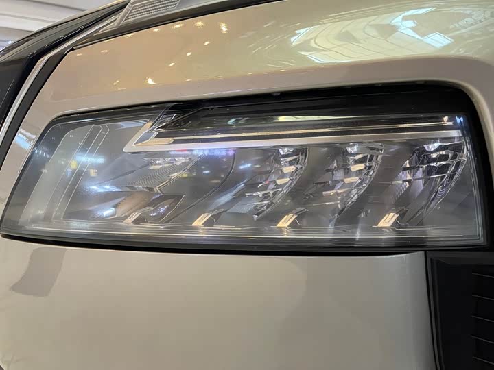 Nissan X-Trail 2023 2023款 e-POWER 超混双电机四驱豪华版