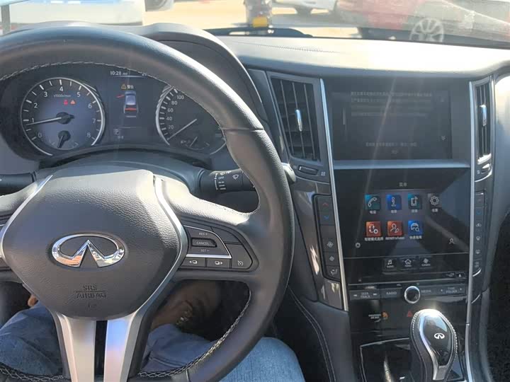 Infiniti Q50L 2022 2022款 2.0T 舒适版