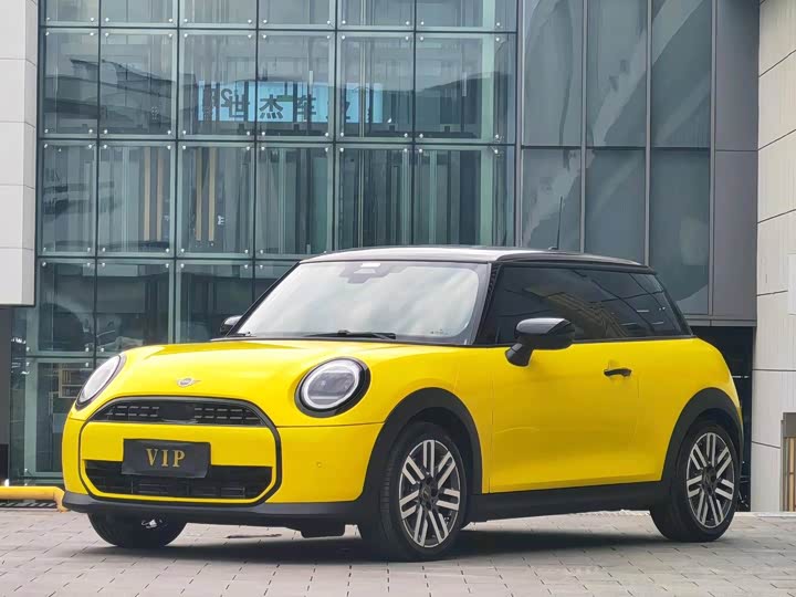 Mini Mini 2025 2025款 1.5T COOPER 经典派