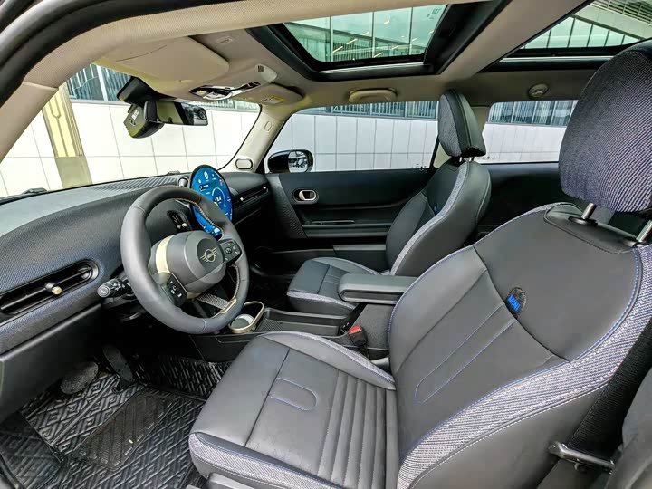 Mini Mini 2025 2025款 1.5T COOPER 经典派