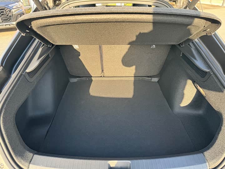 Volkswagen Lamando L 2026 2026款 凌渡L GTS 380TSI 凌风百万纪念版