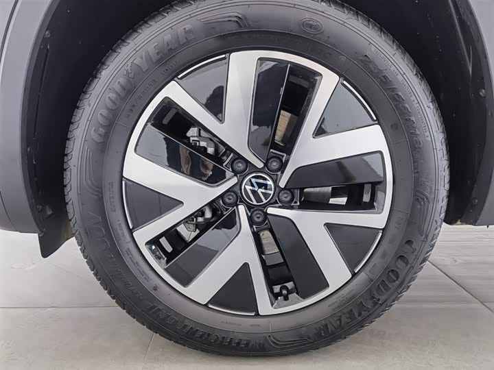 Volkswagen Tayron 2024 2024款 300TSI 两驱豪华Plus进阶版