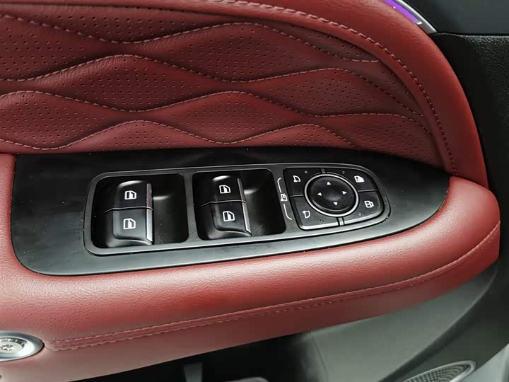 Tank 300 2024 2024款 330 3.0T V6