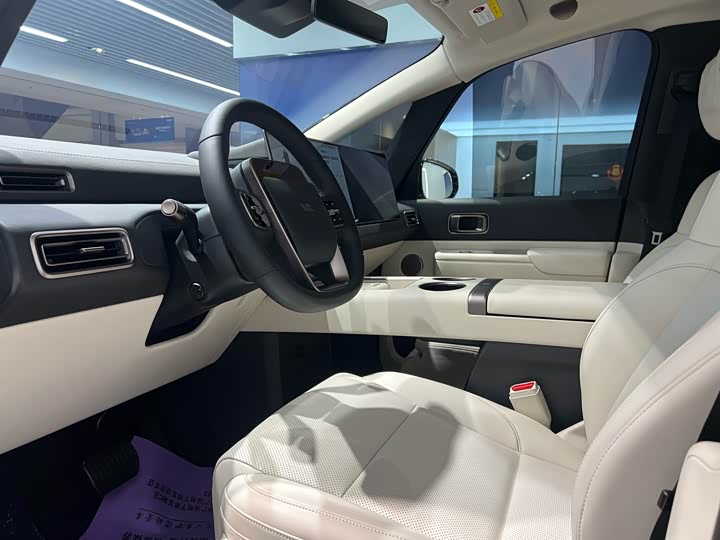 LiXiang Mega 2025 2025款 Ultra 智能焕新版