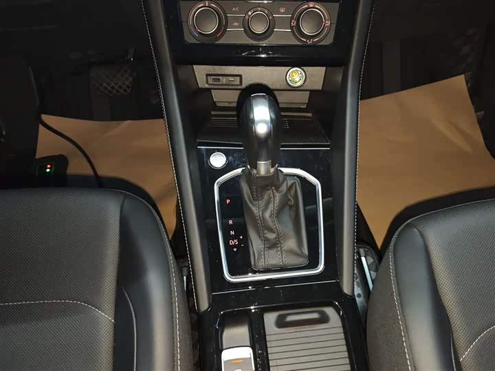 Jetta VS7 2023 2023款 280TSI 自动悦享版