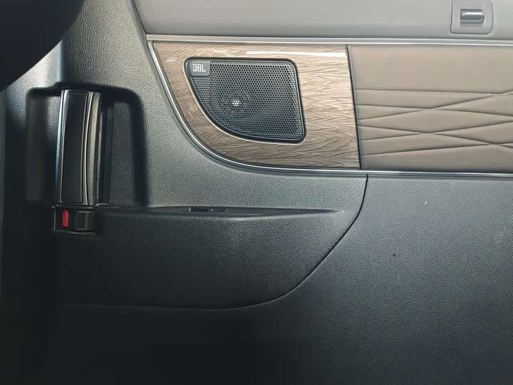 Toyota Alphard 2024 2024款 双擎 2.5L 臻享版