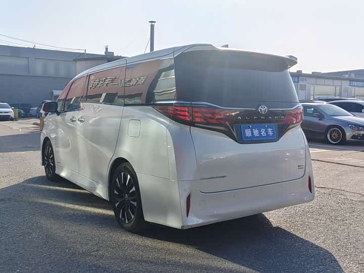 Toyota Alphard 2024 2024款 双擎 2.5L 臻享版