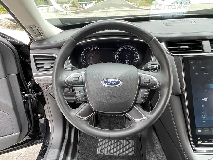 Ford Taurus 2019 2019款 EcoBoost 245 尊享版