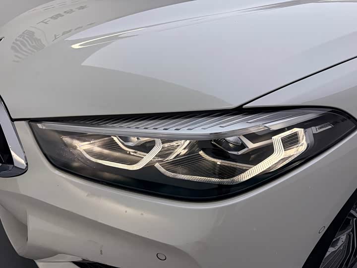 BMW 8 Series 2021 2021款 840i 四门轿跑车 M运动套装