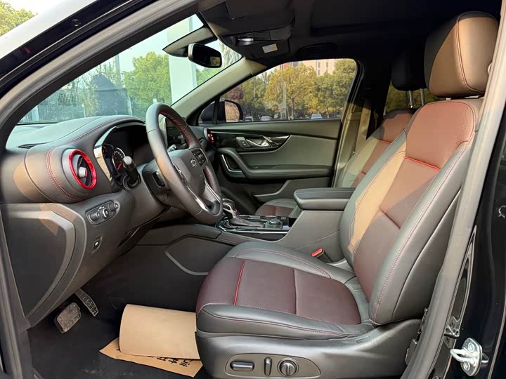 Chevrolet Blazer 2020 2020款 RS 650T 四驱5座 悍版