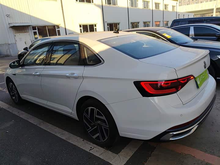 Volkswagen Sagitar L 2025 2025款 300TSI DSG超越版