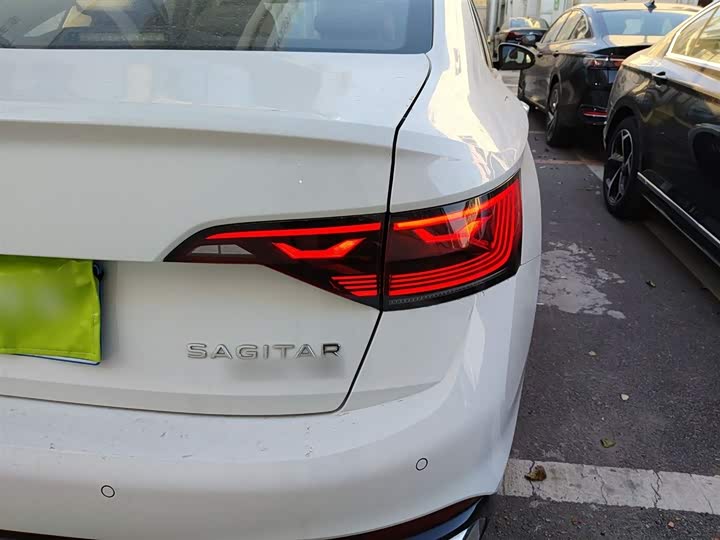 Volkswagen Sagitar L 2025 2025款 300TSI DSG超越版