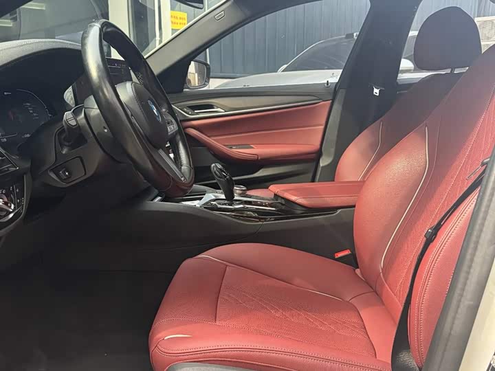 BMW 5 Series Hybrid 2022 2022款 改款二 535Le M运动套装